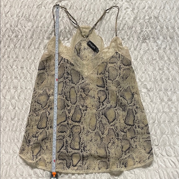 🌟 Etiquette Clothiers Reptile Print Camisole - Black and Cream - Picture 1 of 4